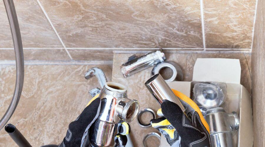 Professional gutter cleaning in Watrous, NM